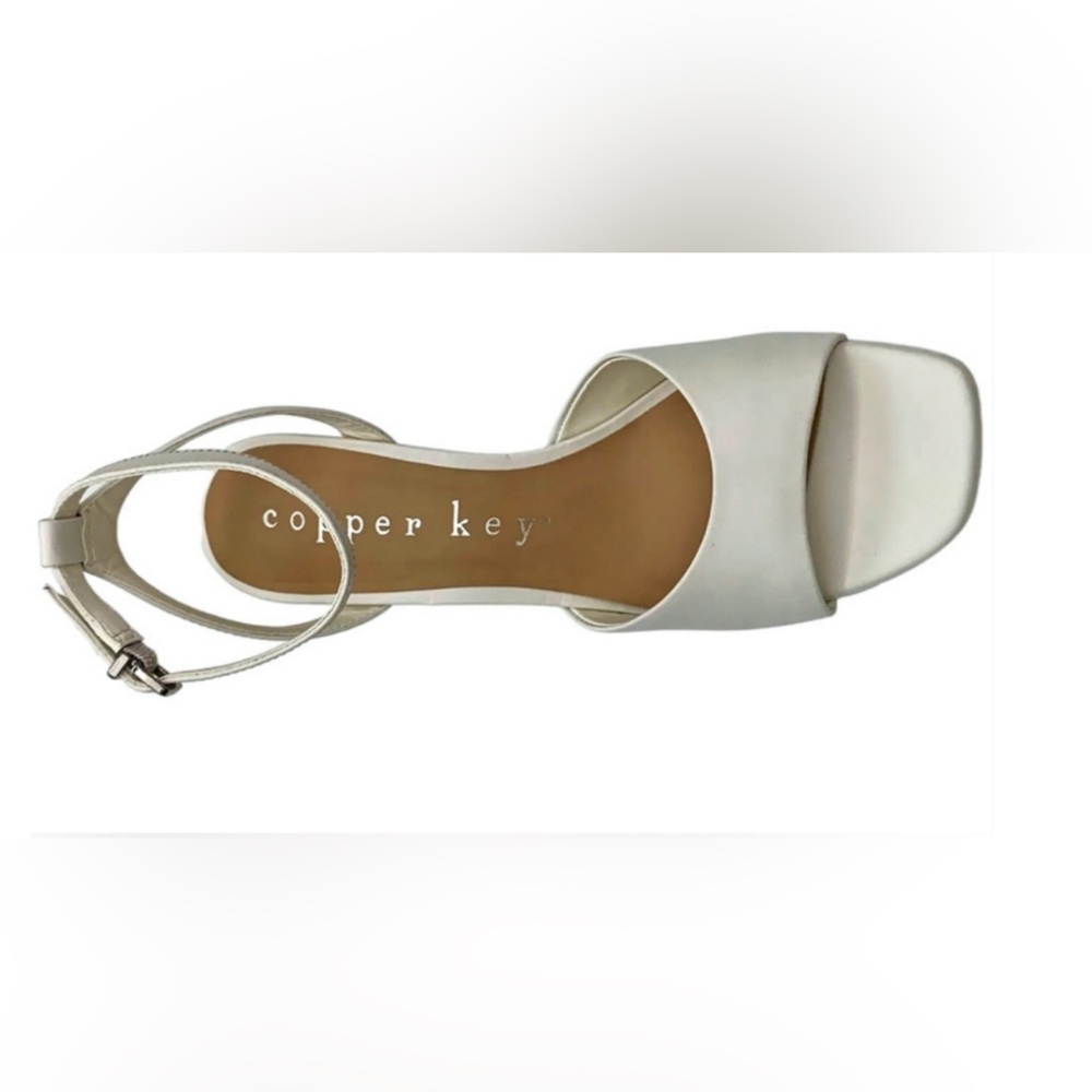 Daybreak Leather Ankle Strap Platform Wedges White - Medium - Picture 2 of 4